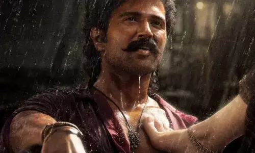 రౌడీ జనార్ధన నుండి కొత్త పోస్టర్.. క్యాప్షన్‌తో  స్టోరీ హింట్  ఇచ్చారుగా