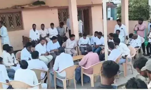 కొడంగల్‌లో కాంగ్రెస్ ఖాకీ రాజకీయం.. మాజీ ఎమ్మెల్యే