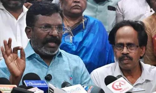 మేం డీఎంకే కూటమిలోనే కొనసాగుతాం.. వీసీకే సంచలన ప్రకటన