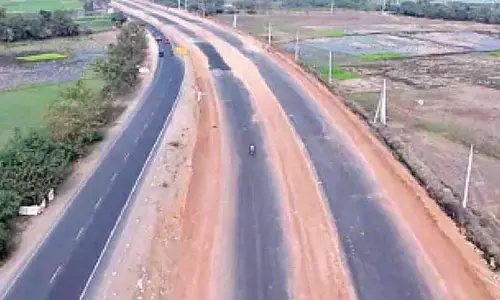 కరీంనగర్ - వరంగల్ హైవే..