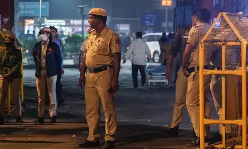 అర్థరాత్రి ఢిల్లీలో హై అలర్ట్!