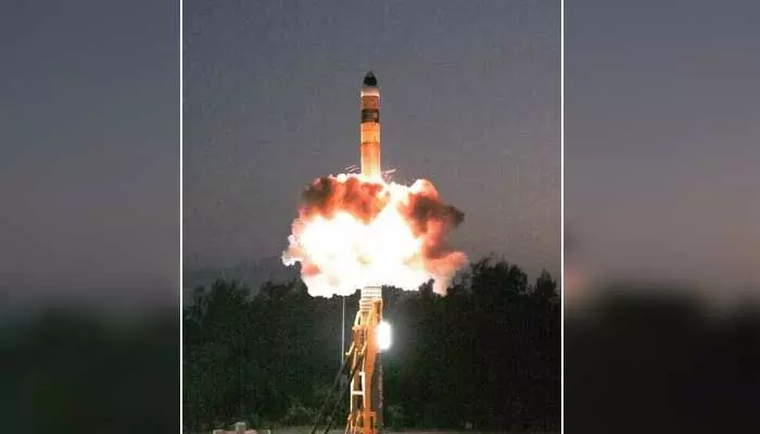 భారత్ రక్షణ రంగంలో సరికొత్త చరిత్ర.. ‘అగ్ని’ క్షిపణి ప్రయోగం సక్సెస్ భారత్ రక్షణ రంగంలో సరికొత్త చరిత్ర.. ‘అగ్ని’ క్షిపణి ప్రయోగం సక్సెస్