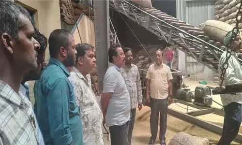 రైతులకు ఇబ్బందులు లేకుండా మిల్లింగ్ ప్రక్రియ పూర్తి చేయాలి