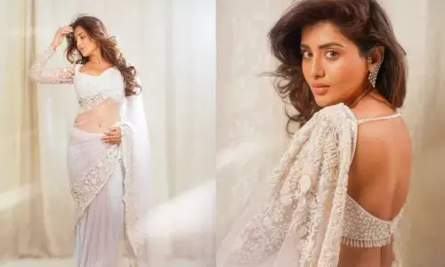 వైట్ శారీలో హాట్ ట్రీట్ ఇచ్చిన రాశి సింగ్