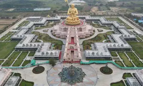 జాతీయ సాంకేతిక దినోత్సవం సందర్భంగా ఫోన్లు అనుమతి