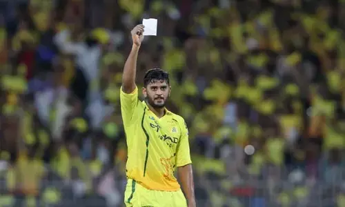 ఐపీఎల్‌లో ఫాస్టెస్ట్ హాఫ్ సెంచరీ బాదిన ఉర్విల్.. తండ్రికి అంకితం ఇచ్చిన సీఎస్కే బ్యాటర్