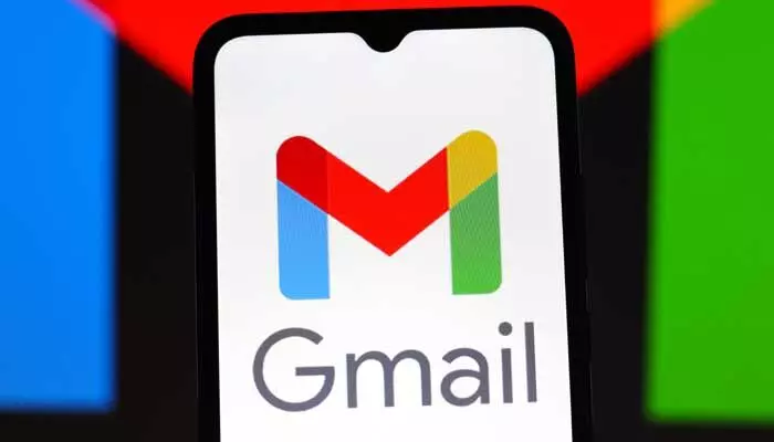 మీరు Gmail యూజర్లా..? ఈ ఒక్క సెట్టింగ్ ఆఫ్ చేయకపోతే రిస్క్లో పడ్డట్టే! మీరు Gmail యూజర్లా..? ఈ ఒక్క సెట్టింగ్ ఆఫ్ చేయకపోతే రిస్క్లో పడ్డట్టే!