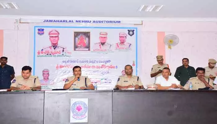 కొండగట్టు హనుమాన్ జయంతికి పటిష్ట భద్రత కొండగట్టు హనుమాన్ జయంతికి పటిష్ట భద్రత