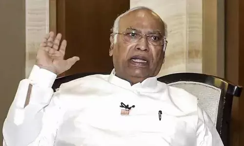మోడీ ప్రభుత్వంపై ఖర్గే ధ్వజం.. లేబర్ కోడ్‌ల అమలుపై తీవ్ర విమర్శలు
