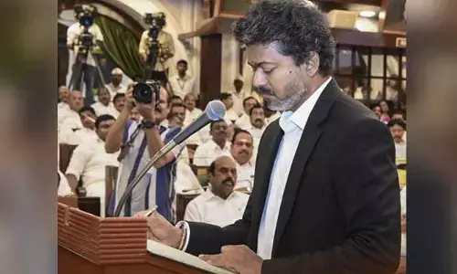 తమిళనాడు అసెంబ్లీలో ఎమ్మెల్యేగా సీఎం విజయ్ ప్రమాణ స్వీకారం