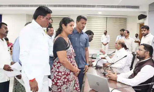 ప్రజావాణికి 69 ఫిర్యాదులు