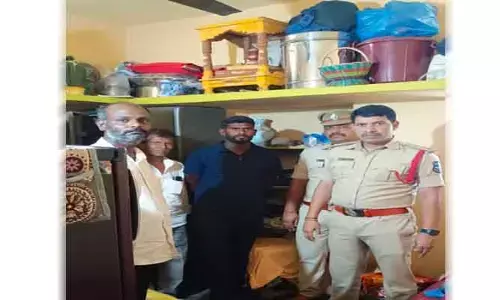 అన్నా సాగ‌ర్ గ్రామంలో 9 ఇళ్ల‌లో చోరీ