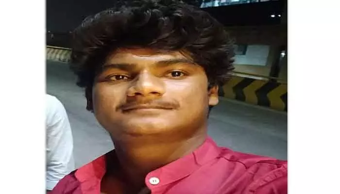 పంట ఆరబెట్టిన చోట ఆగిన యువకుడి ప్రాణం పంట ఆరబెట్టిన చోట ఆగిన యువకుడి ప్రాణం