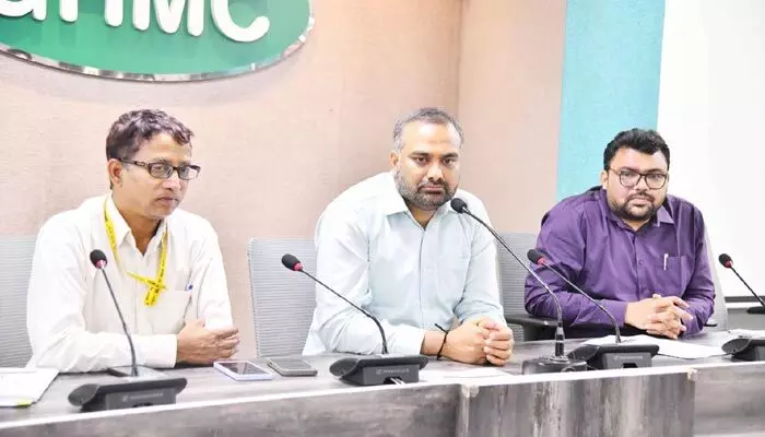 జనగణనకు సహకరించండి.. జూన్ 9 వరకు హౌస్ లిస్టింగ్: ఆర్వీ కర్ణన్ కీలక వ్యాఖ్యలు జనగణనకు సహకరించండి.. జూన్ 9 వరకు హౌస్ లిస్టింగ్: ఆర్వీ కర్ణన్ కీలక వ్యాఖ్యలు