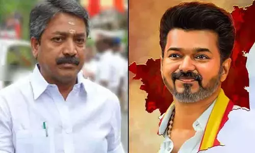 తమిళనాడులో పొలిటికల్ సెన్సేషన్.. AIADMK చీలిక, 150కి చేరిన సీఎం విజయ్ బలం