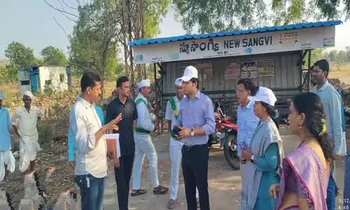 ధాన్యం కొనుగోలును వేగవంతం చేయాలి : కలెక్టర్  భవేష్ మిశ్రా