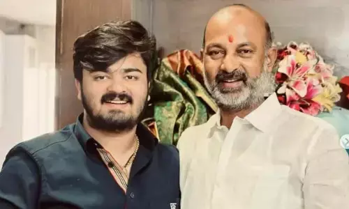 BREAKING: బండి సంజయ్ కుమారుడు భగీరథ్‌కు సిట్ నోటీసులు
