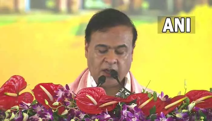 వరుసగా రెండోసారి.. అస్సాం సీఎంగా హిమంత బిశ్వ శర్మ ప్రమాణ స్వీకారం వరుసగా రెండోసారి.. అస్సాం సీఎంగా హిమంత బిశ్వ శర్మ ప్రమాణ స్వీకారం