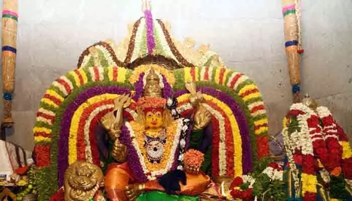 అంగరంగవైభవంగా గంగమ్మ జాతర అంగరంగవైభవంగా గంగమ్మ జాతర