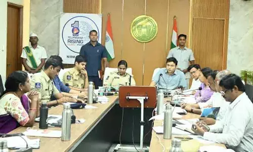 రైతుల నుంచి డబ్బులు వసూలు చేస్తే కఠిన చర్యలు : కలెక్టర్ భవేశ్ మిశ్రా