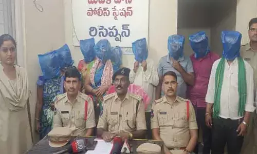 రూ. 3 లక్షలకు  పసి కందు అమ్మకం..!