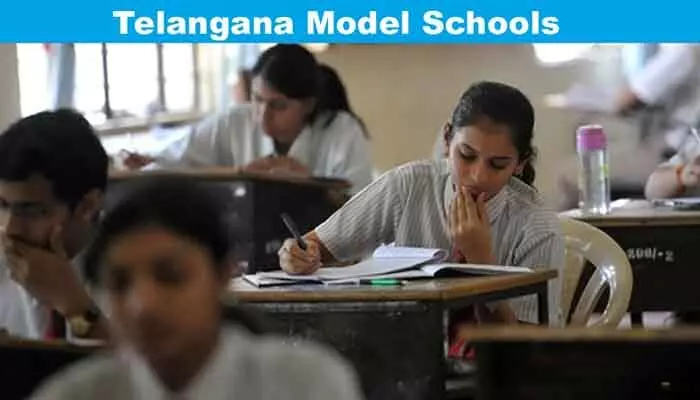 మోడల్ స్కూళ్లలో ఇంటర్ అడ్మిషన్లు షురూ: మే 25 వరకు దరఖాస్తు గడువు మోడల్ స్కూళ్లలో ఇంటర్ అడ్మిషన్లు షురూ: మే 25 వరకు దరఖాస్తు గడువు