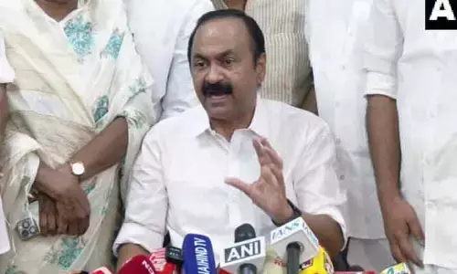 కేరళలో నవ శకం ప్రారంభం.. సీఎం బాధ్యత దైవకార్యం అన్న వీడీ సతీశన్