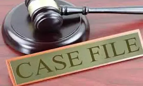 మ‌హిళ‌ను మోసం చేసిన వ్య‌క్తి పై కేసు న‌మోదు