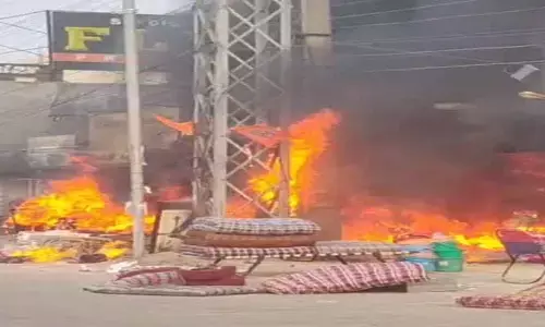 హయత్‌నగర్‌లో అగ్ని ప్రమాదం