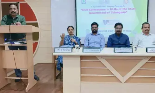 ఏడు విడతల్లో కాంట్రాక్టర్లకు శిక్షణ.. ఇస్కీ ట్రైనింగ్‌లో సీడీఎంఏ రీజినల్ డైరెక్టర్ ఆర్.శ్రీనివాస్ రావు