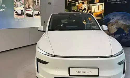 Tesla: బెంగళూరులో తొలి ఎక్స్‌పీరియన్స్ సెంటర్‌ ప్రారంభించిన టెస్లా