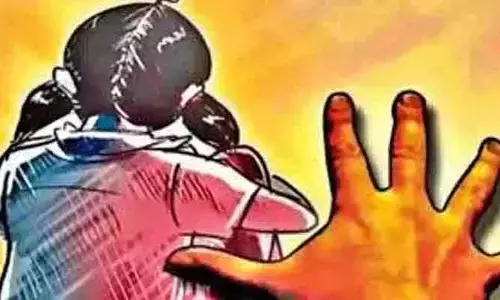 మైనర్ బాలికపై యువకుడి అఘాయిత్యం.. పోక్సో కేసు నమోదు
