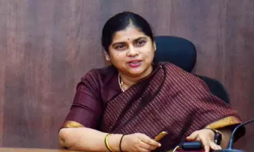 రైతులకు ఇబ్బందులు లేకుండా మొక్కజొన్న కొనుగోళ్లు