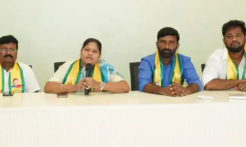 ఫామ్ హౌస్ స్క్రిప్టులతో జబర్దస్త్ స్కిట్స్ ఆపండి.. ఆర్ఎస్ ప్రవీణ్‌పై టీఆర్ఎస్ ఫైర్