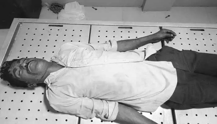 ఆర్థిక ఇబ్బందుల‌తో వ్య‌క్తి ఆత్మ‌హ‌త్య