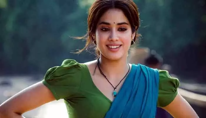 Janhvi Kapoor : పెద్ది ప్రమోషన్స్కు దూరంగా జాన్వీ! Janhvi Kapoor : పెద్ది ప్రమోషన్స్కు దూరంగా జాన్వీ!