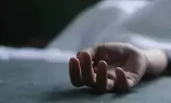 పిడుగుపడి గొర్రెల కాపరి మృతి