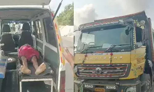 కాకినాడలో ఘోర రోడ్డు ప్రమాదం.. నలుగురు మృతి