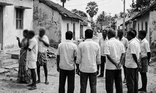 అమానుషం.. 43 కుటుంబాల వెలివేత