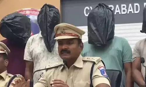 కొత్త తరహా సైబర్ మోసం..ఐదుగురు సైబర్ క్రైమ్ కేటుగాళ్లు అరెస్టు