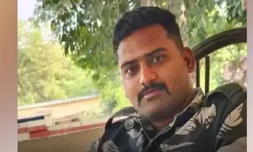 రైలు కింద పడి కానిస్టేబుల్ ఆత్మహత్య