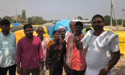 రైతులు ఆందోళన చెందొద్దు.. ధాన్యం కొనుగోళ్లపై అధికారుల భరోసా!