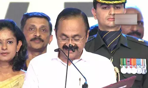 కేరళ ముఖ్యమంత్రిగా వీడీ సతీశన్ ప్రమాణ స్వీకారం..