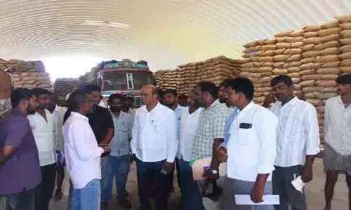 రైతులకు ఇబ్బంది లేకుండా చూడాలి :  అదనపు కలెక్టర్ మ‌ధు మోహన్