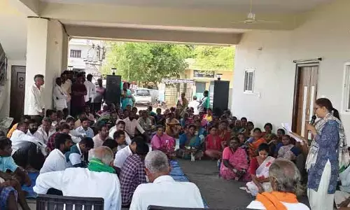 ఫార్మా ప్లాట్లు ఇంకెప్పుడు ఇస్తారు.?