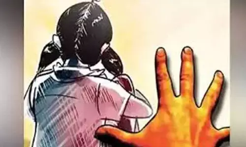 ప్రేమ పేరుతో మైనర్‌ పై దారుణం.. గర్భవతి కావడంతో వెలుగులోకి షాకింగ్ ఘటన
