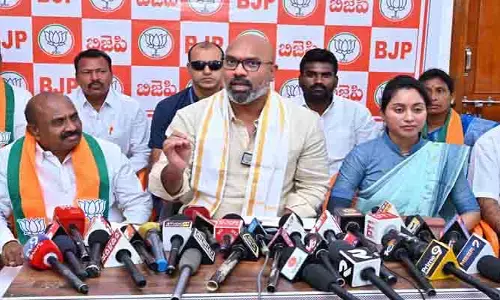 ఎమ్మెల్యే సంజయ్ కమర్షియల్ కరప్టెడ్ లీడర్