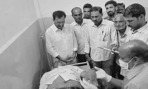 రోడ్డు ప్రమాదం ఘటన కలచివేసింది