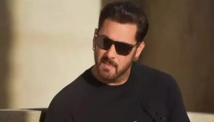 స్కూల్ పిల్లల కోసం కోట్ల విరాళం.. సల్మాన్ ఖాన్ గొప్ప మనసు స్కూల్ పిల్లల కోసం కోట్ల విరాళం.. సల్మాన్ ఖాన్ గొప్ప మనసు