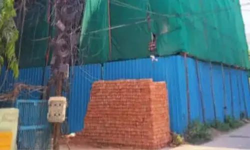 సైదాబాద్‌లో జీహెచ్ఎంసీ టౌన్ ప్లానింగ్ నిర్లక్ష్యం
